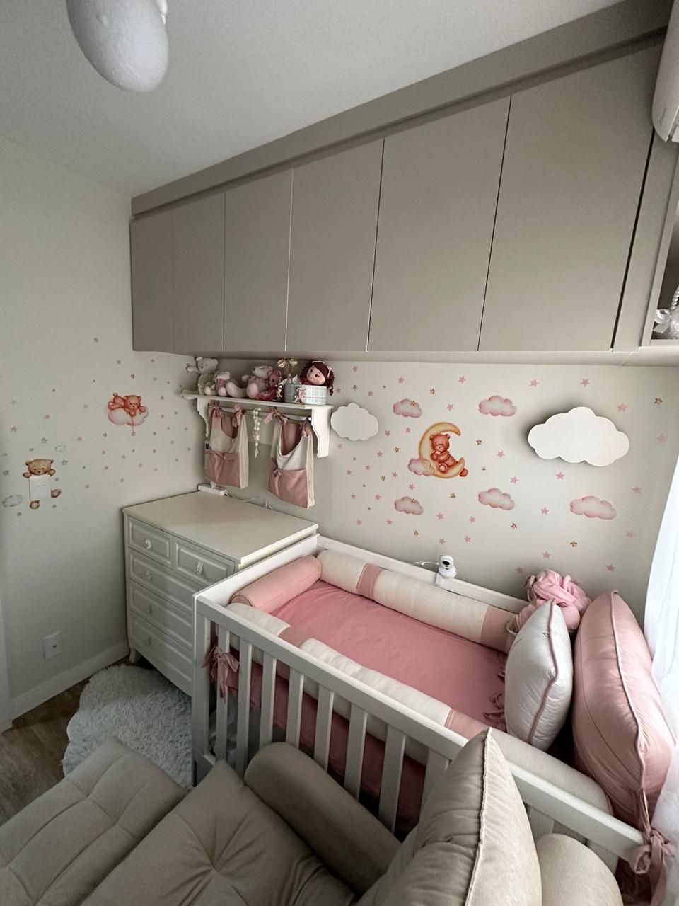 Apartamento - 70m², 2 quartos sendo 1 suíte e 1 vaga